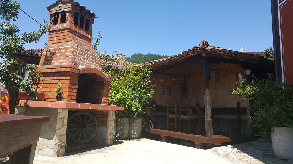 Guest House Lina كوبريفشتيتسا المظهر الخارجي الصورة